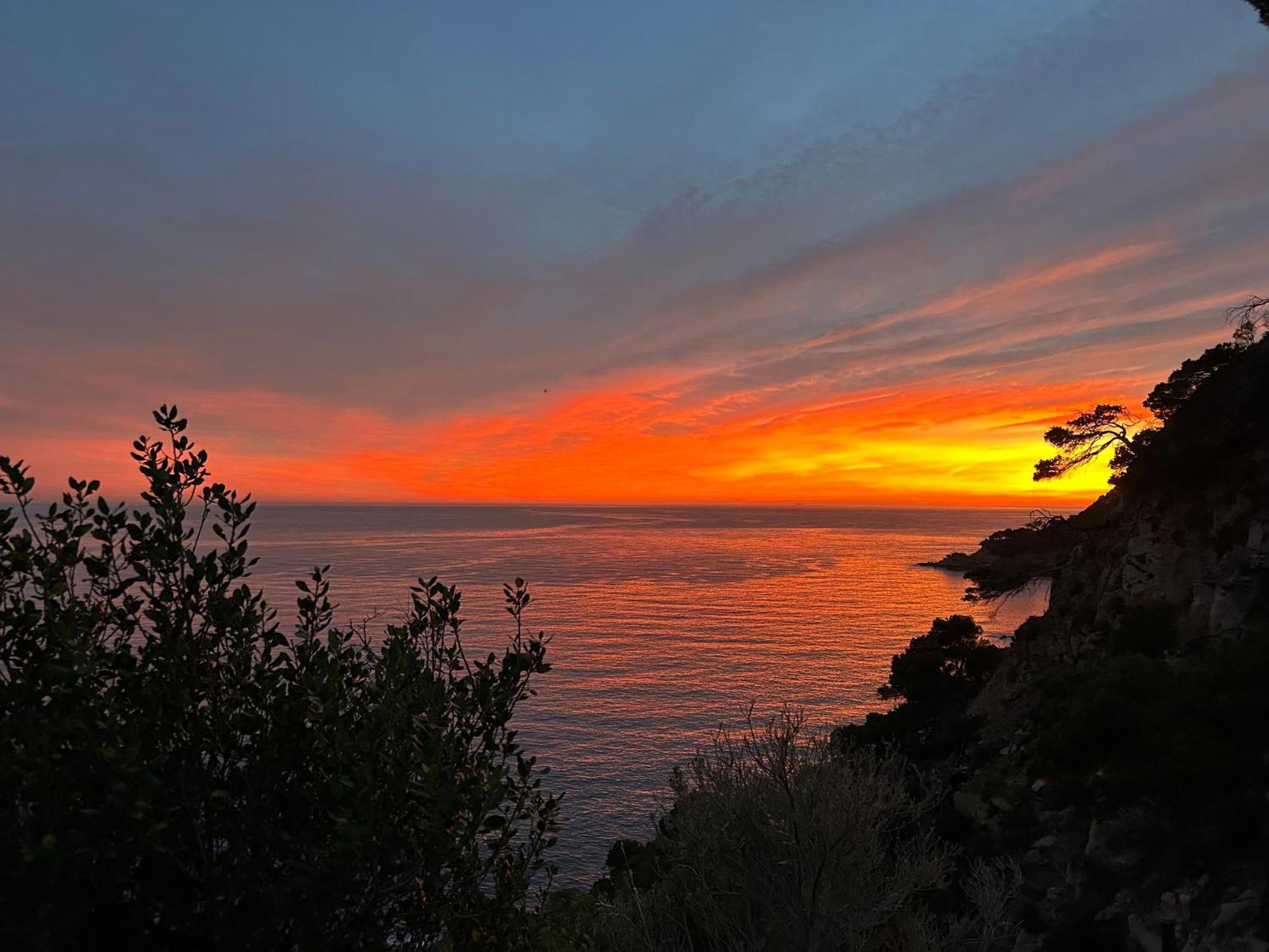 ⭑ Sea Views + Private Beach. What Else? ⭑ Tossa de Mar Extérieur photo